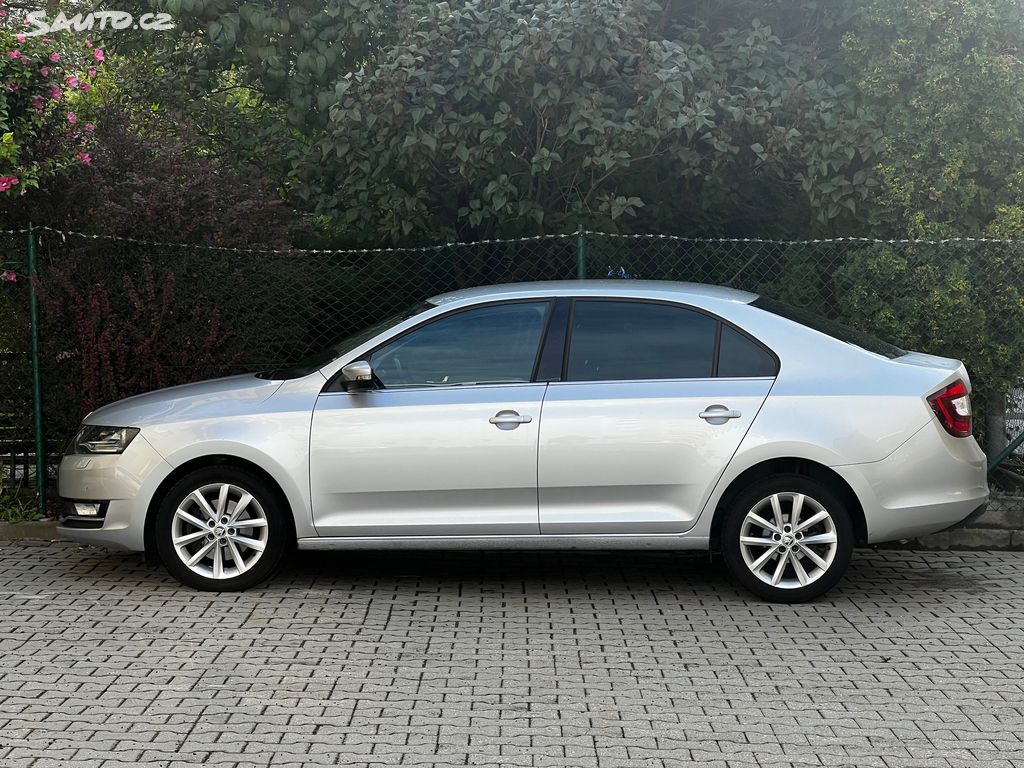 Škoda Rapid, Kamera,AppCarPlay,Radar Bixeno